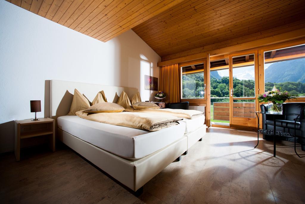 Jungfrau Hotel Wilderswil Zewnętrze zdjęcie