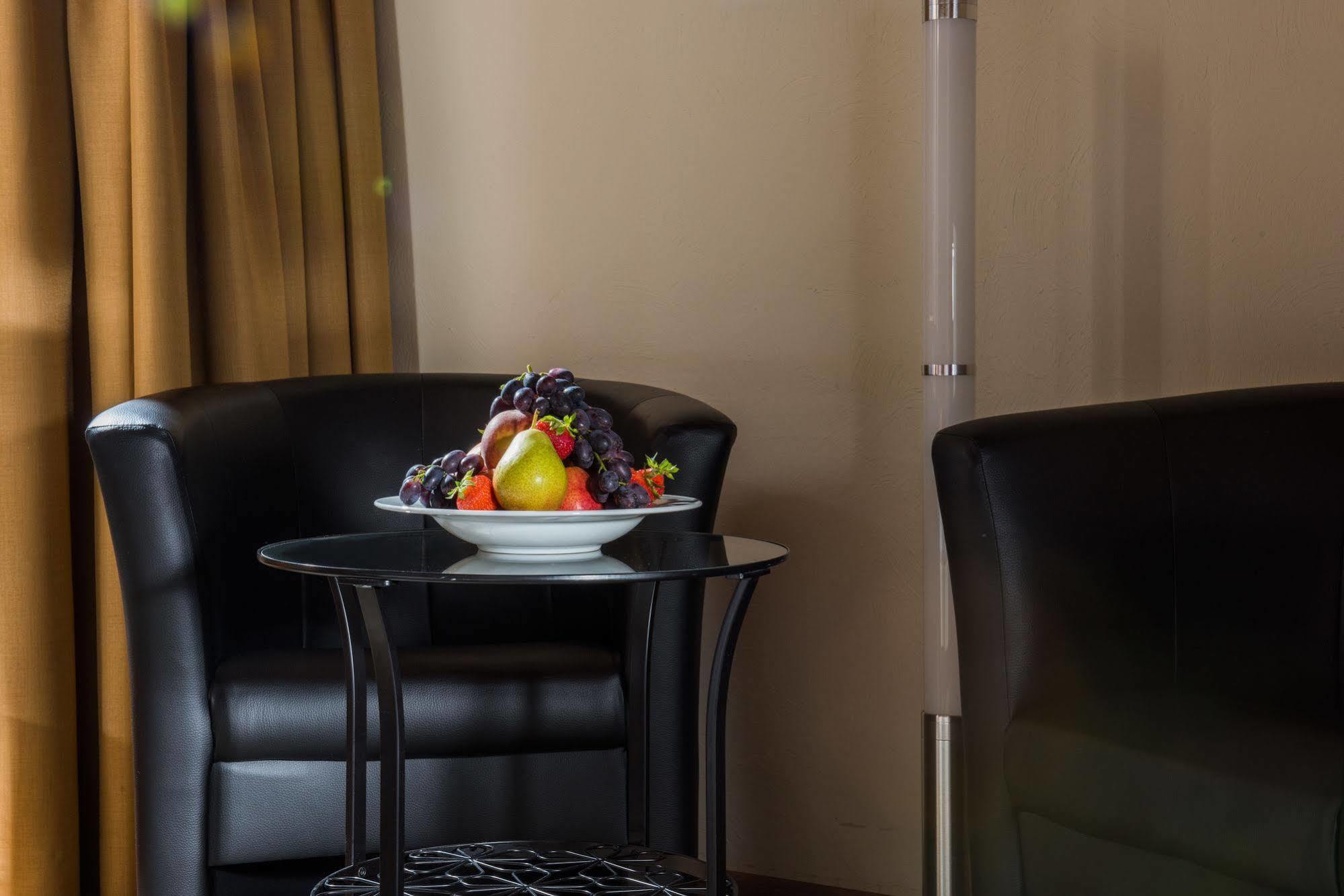 Jungfrau Hotel Wilderswil Zewnętrze zdjęcie