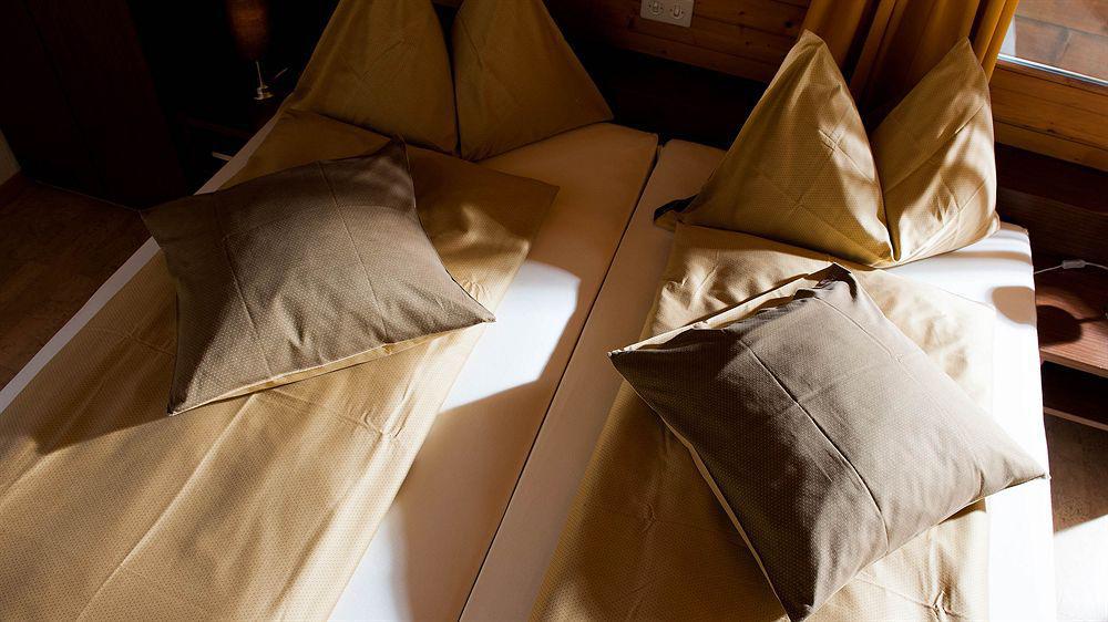 Jungfrau Hotel Wilderswil Zewnętrze zdjęcie